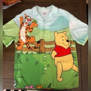 Disney Winnie the Pooh Men’s Size Small * Multicolor Sold Out At Disney Stores